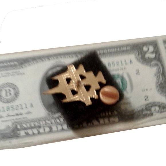 USAF Thunderbirds Lapel Pin - Picture 2 of 2